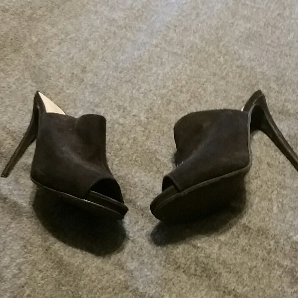 Suede mule peep toe size 8